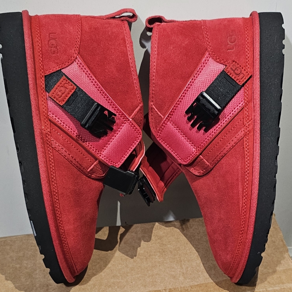Ugg Neumel Boot Snapback Samba Red